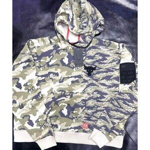 Under Armour Project Rock Veterans Day Camo Sweatshirt Hoodie Women XL New